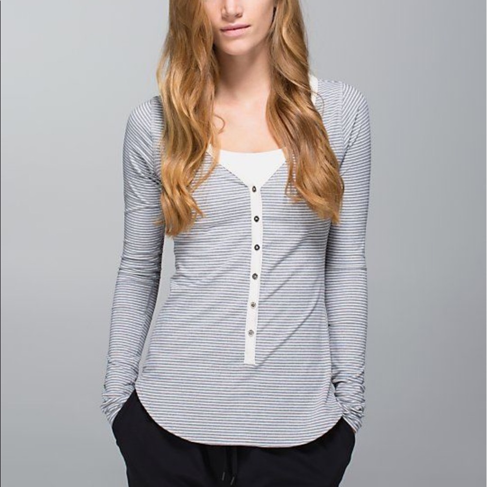 Lululemon awesoma Henley